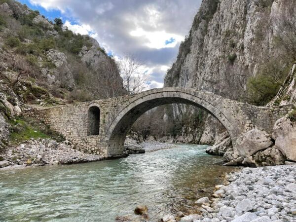 Ura e Vashës, gjurmë historie e legjende – Abdulla Diku